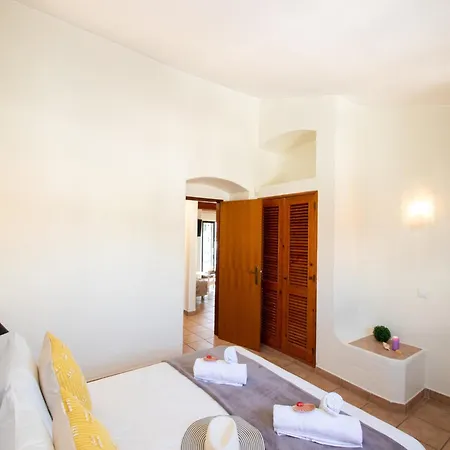 فيلة Villa In Albufeira Near Praia Da Oura Beach *