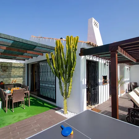 Villa In Albufeira Near Praia Da Oura Beach فيلة البوفيرا