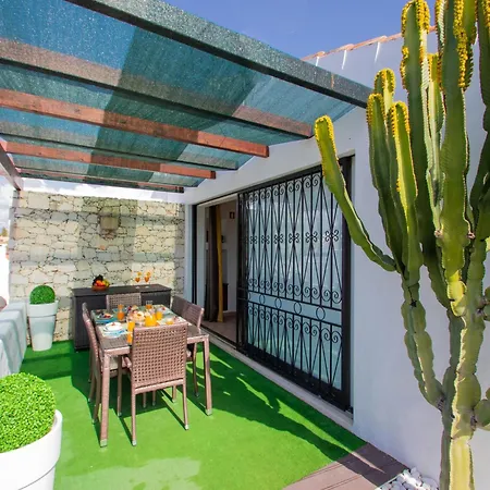 Villa In Albufeira Near Praia Da Oura Beach فيلة
